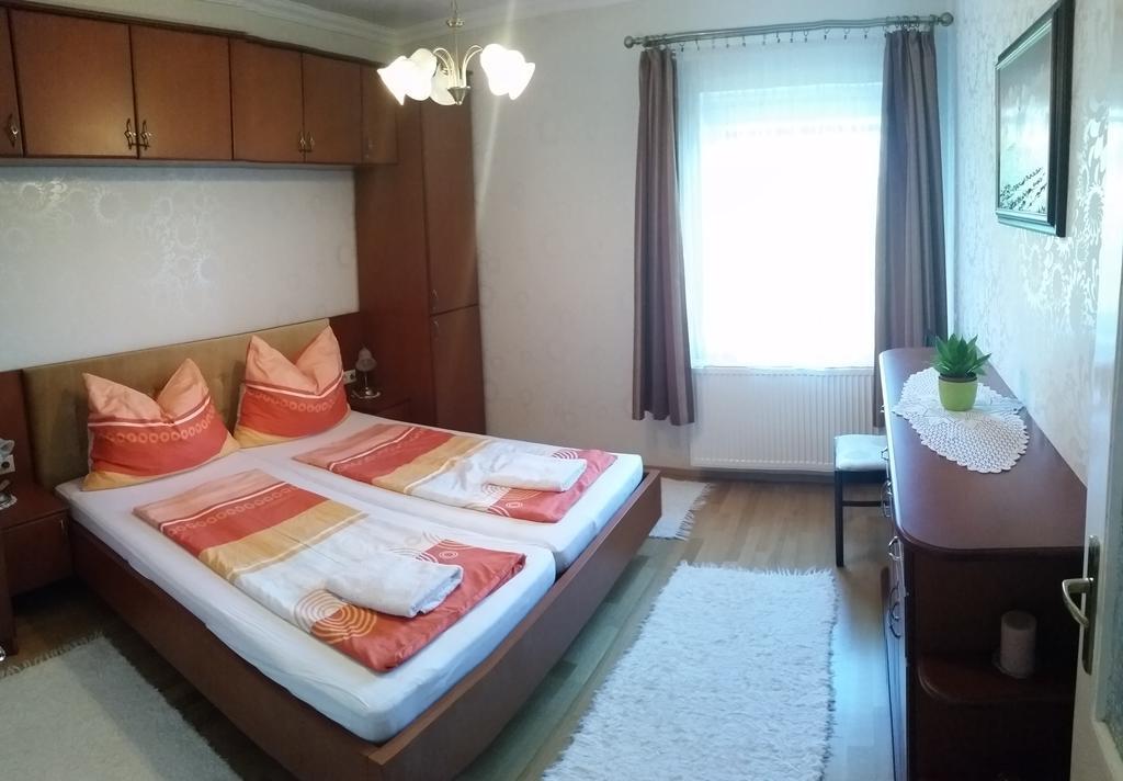 FaDóra Apartman Tihany Zewnętrze zdjęcie